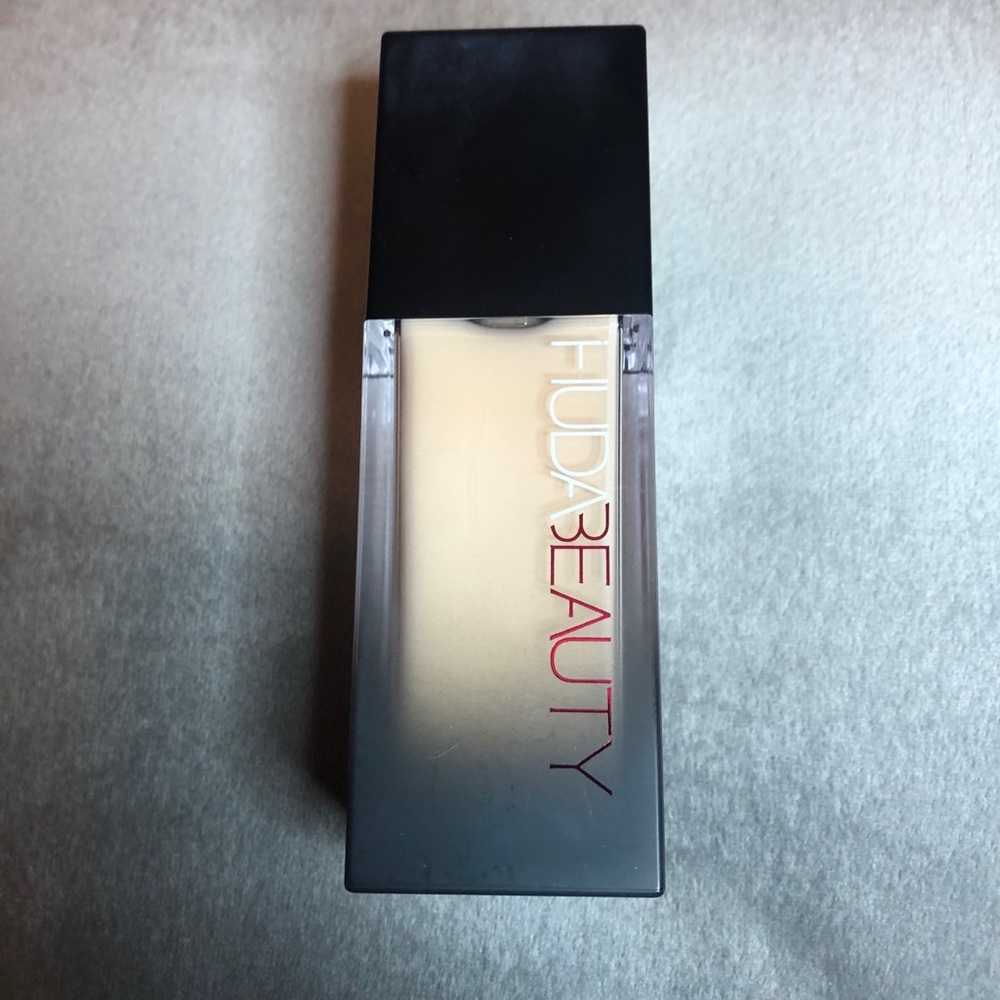 Huda Beauty #fauxfilter Foundation